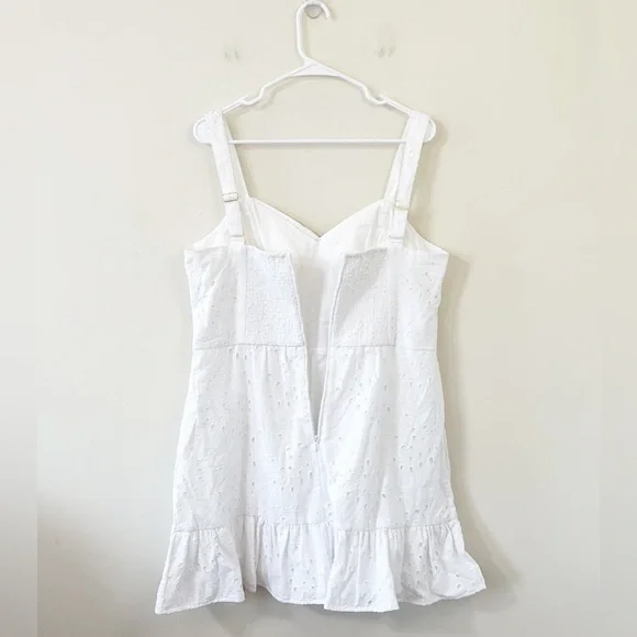 New Lilly Pulitzer Rocko Eyelet Romper Resort White Tropical Leaf Eyelet Size 14 - Picture 9 of 12